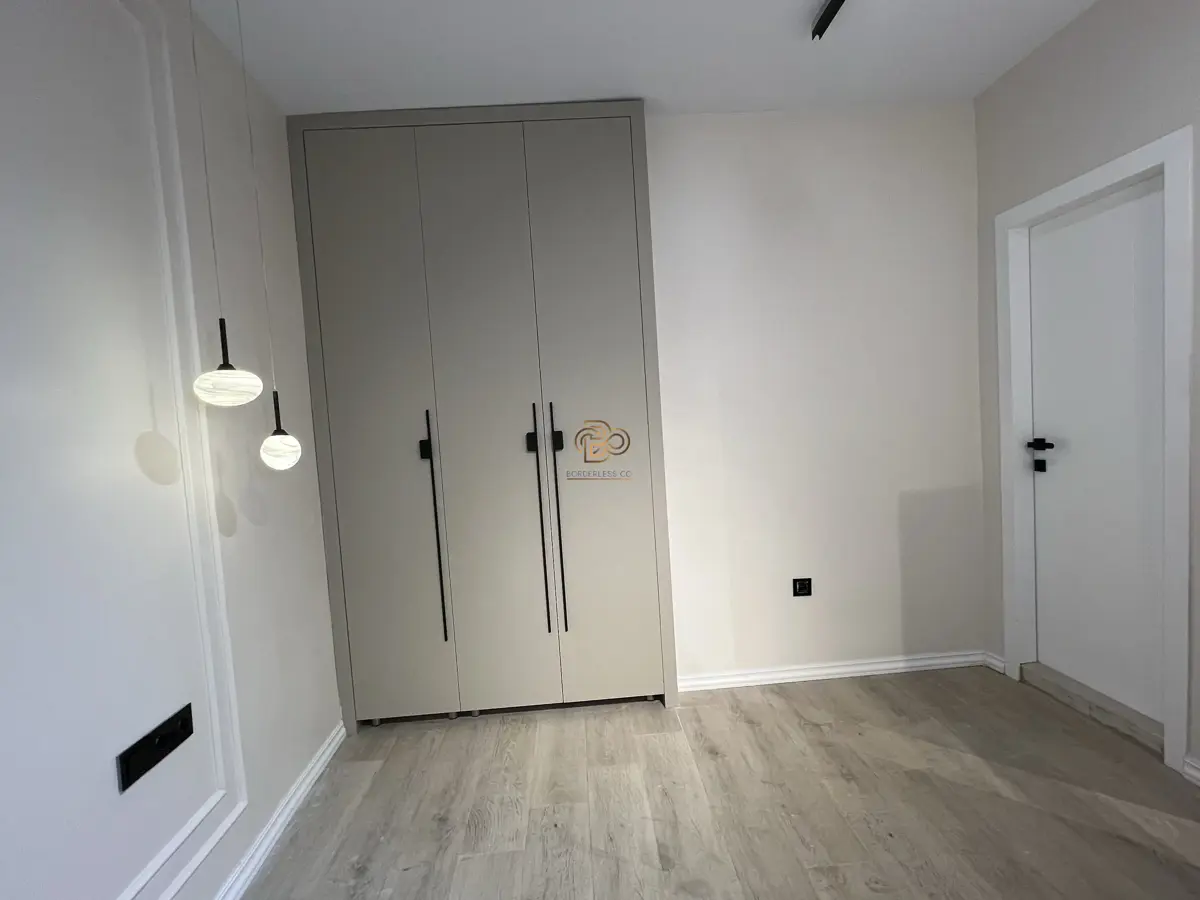 کلوزت روم (Walk-in Closet)