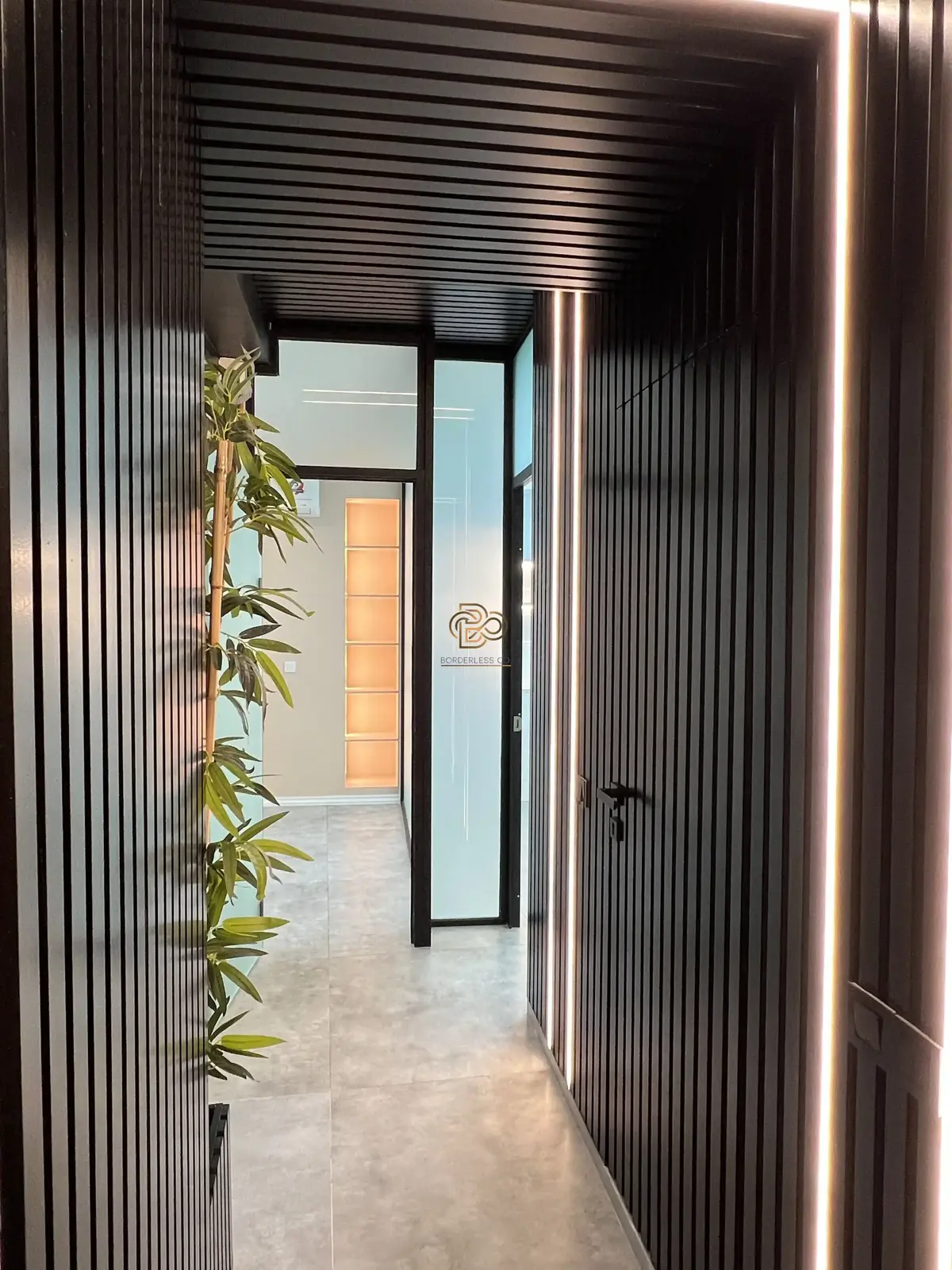 تعویض درب‌های ورودی و داخلی