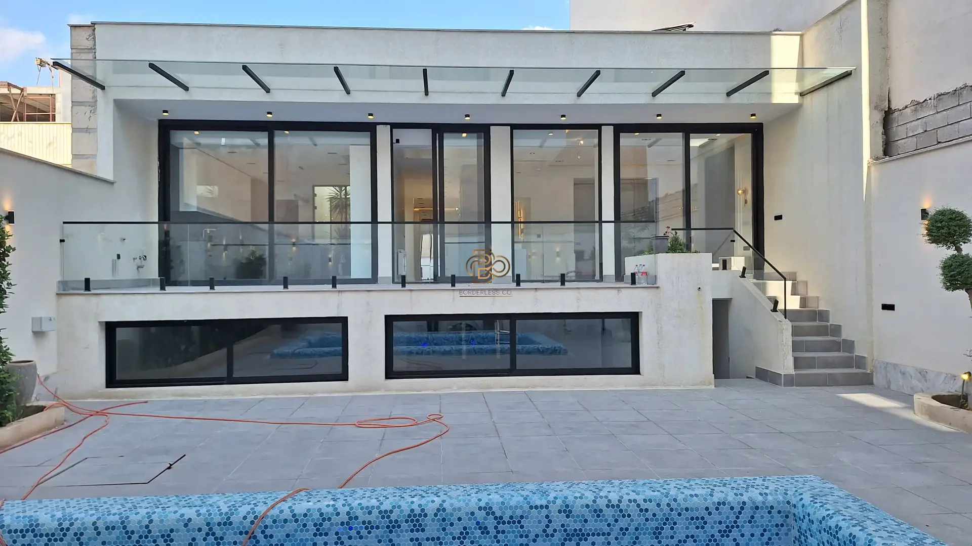 ویلا و باغ ویلا